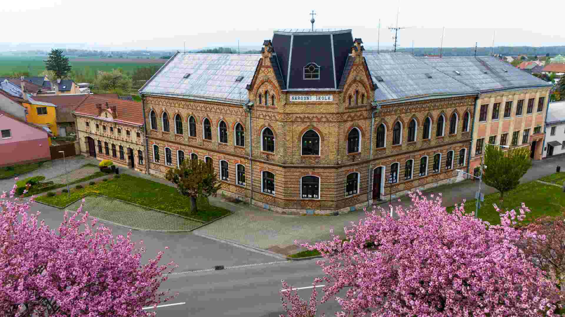 Jarni-2